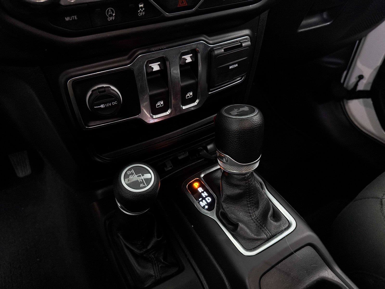 Used 2022 Jeep Wrangler Sport AWD/4WD image 21