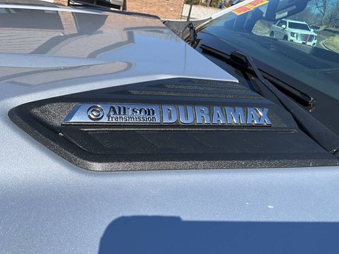 Used 2020 Chevrolet Silverado 2500 LTZ w/ LTZ Premium Package image 50