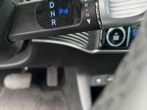 Used 2024 Hyundai Ioniq 5 Limited AWD/4WD image 16