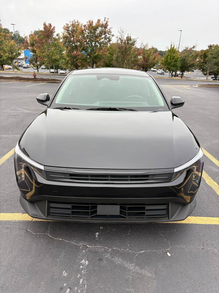 Used 2025 Kia K4 FWD image 2