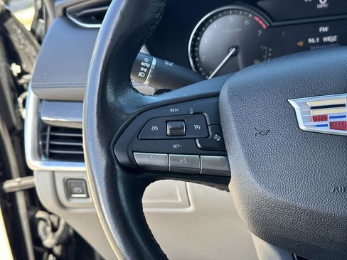 Used 2022 Cadillac XT4 Premium Luxury w/ Safety Alert Package image 33