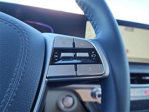 New 2025 Kia Telluride EX image 24