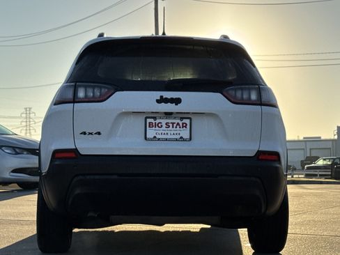 Used 2023 Jeep Cherokee Altitude Lux image 10