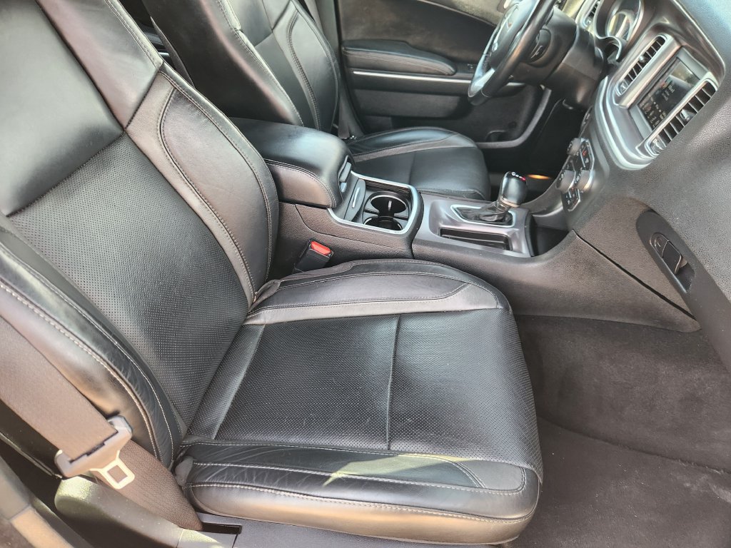 Used 2021 Dodge Charger SXT w/ Leather Interior Group RWD image 14