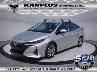 Used 2020 Toyota Prius Prime XLE video 1