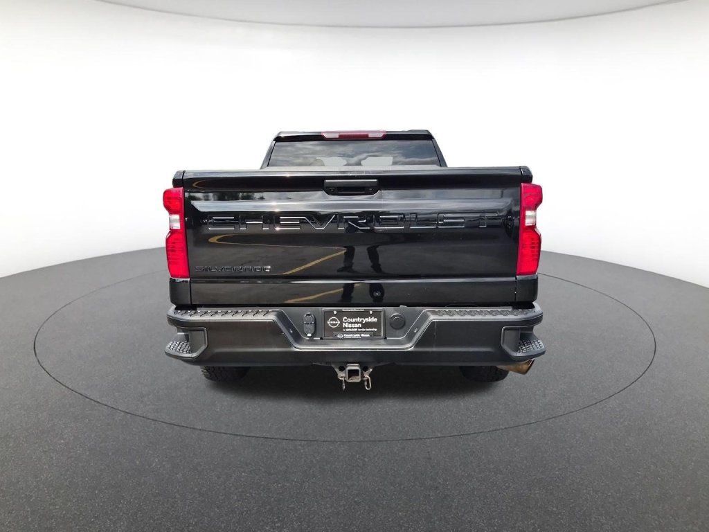 Used 2023 Chevrolet Silverado 1500 W/T w/ WT Value Package AWD/4WD image 6