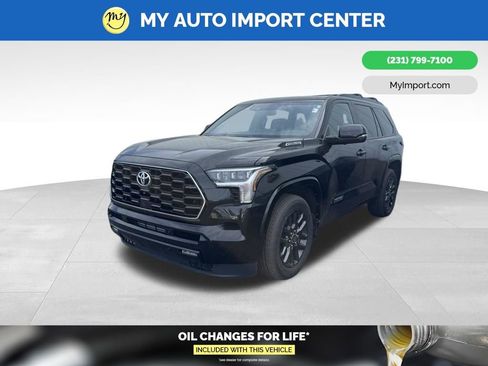 Used 2023 Toyota Sequoia Platinum AWD/4WD image 3