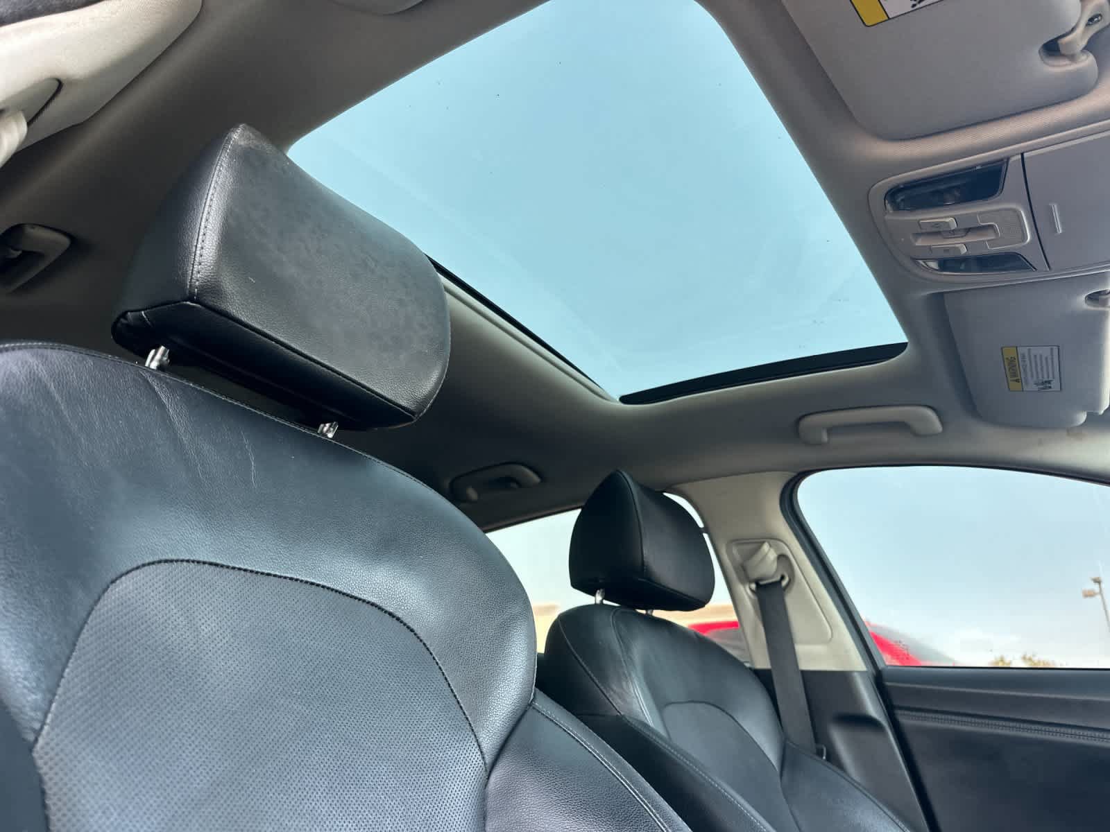 Used 2019 Kia Stinger Premium RWD image 17