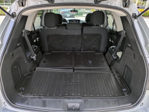 Used 2020 Nissan Pathfinder S image 18