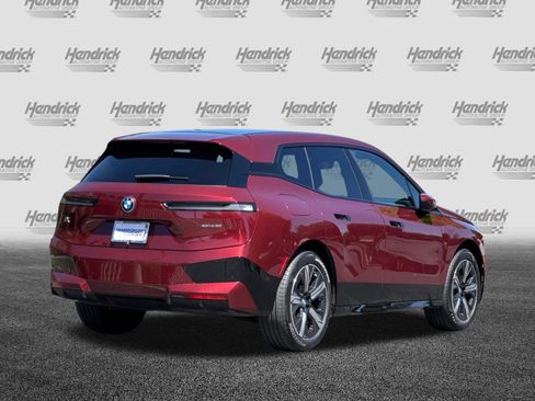 Certified 2025 BMW iX xDrive50 AWD/4WD image 5