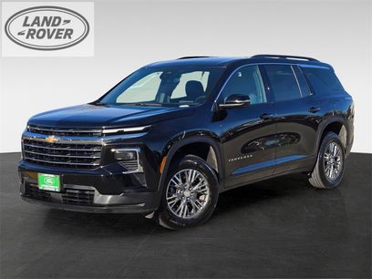 Used 2024 Chevrolet Traverse LT