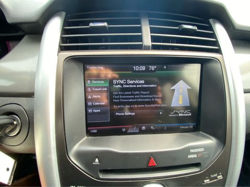 Used 2013 Ford Edge SEL AWD/4WD image 28