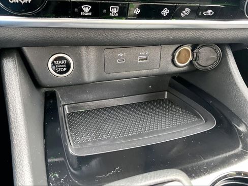 Certified 2023 Nissan Rogue SV image 26