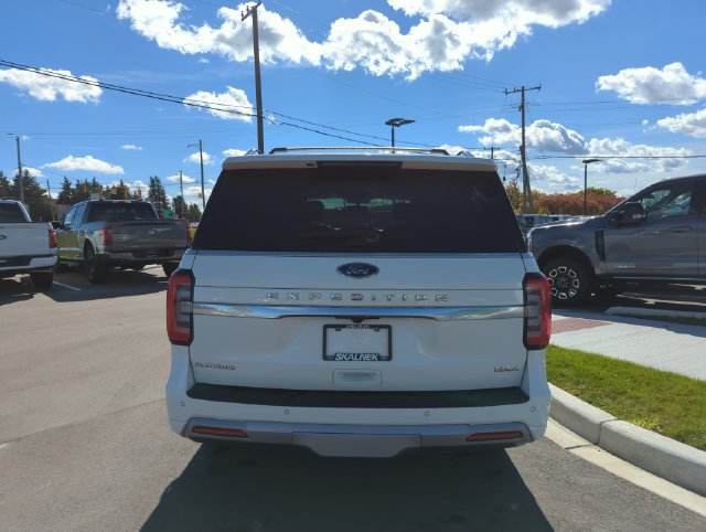 Used 2023 Ford Expedition Max Platinum AWD/4WD image 4