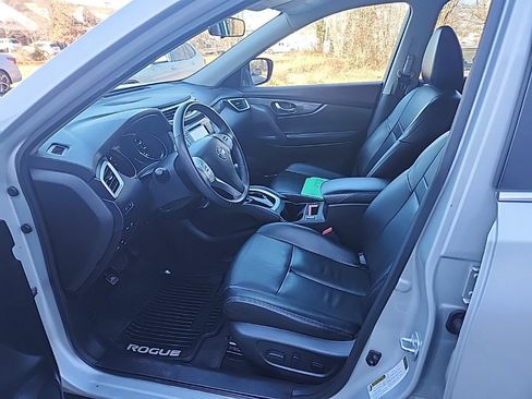 Used 2016 Nissan Rogue SL image 13