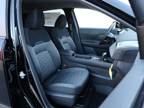 New 2026 Nissan Kicks SV image 24