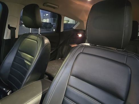 Used 2019 Ford Escape SEL image 11