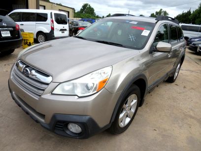 Used 2014 Subaru Outback 2.5i Premium w/ Moonroof Package