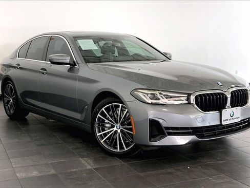 Certified 2023 BMW 540i image 2