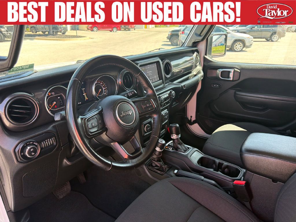 Used 2022 Jeep Gladiator Sport AWD/4WD image 12