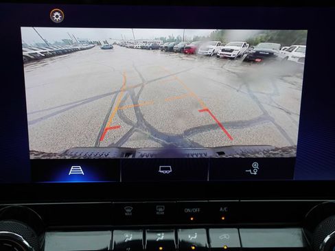 Used 2023 Chevrolet Colorado Trail Boss w/ Advanced Trailering Package AWD/4WD image 35