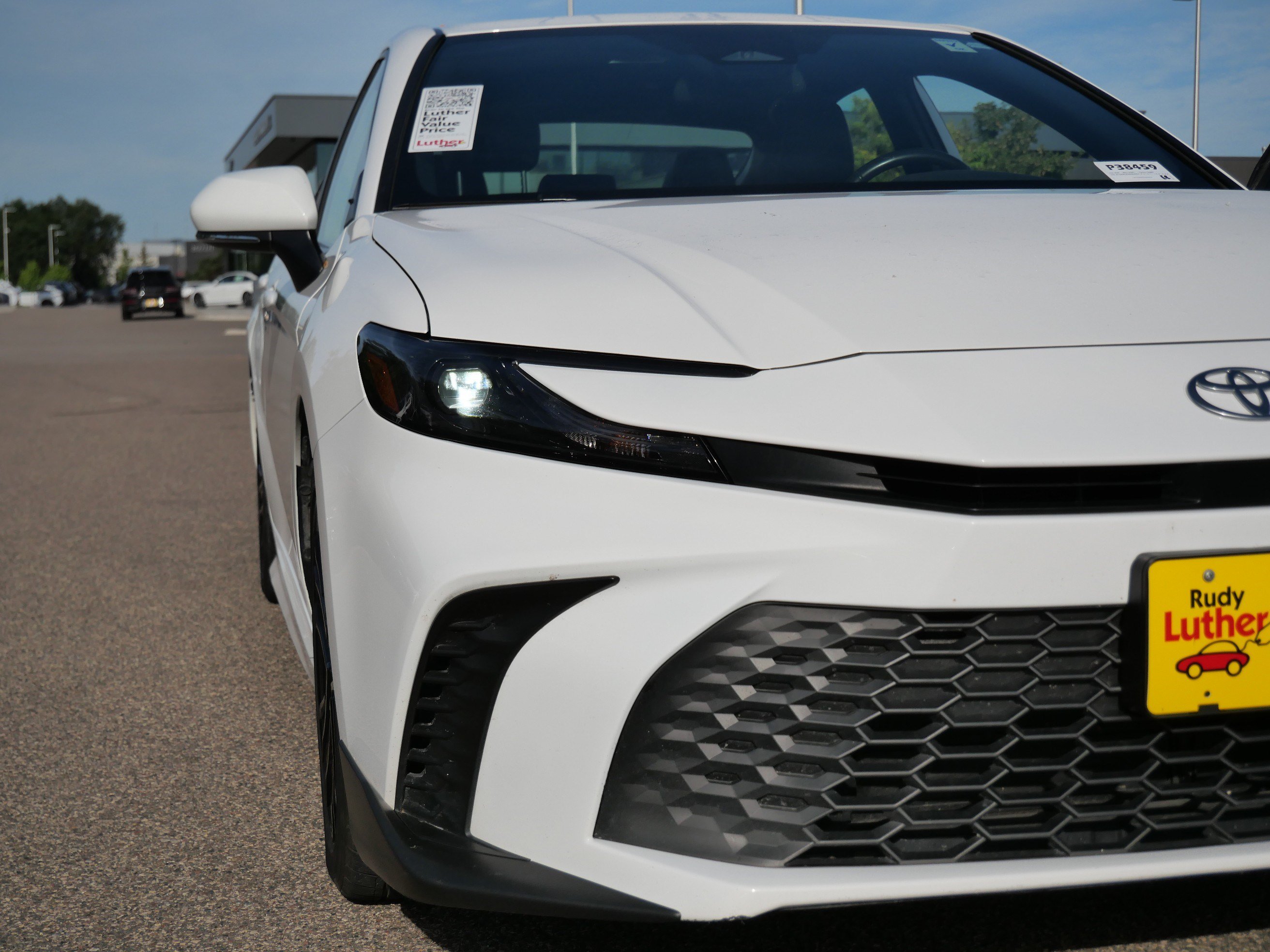 Certified 2025 Toyota Camry SE FWD image 16