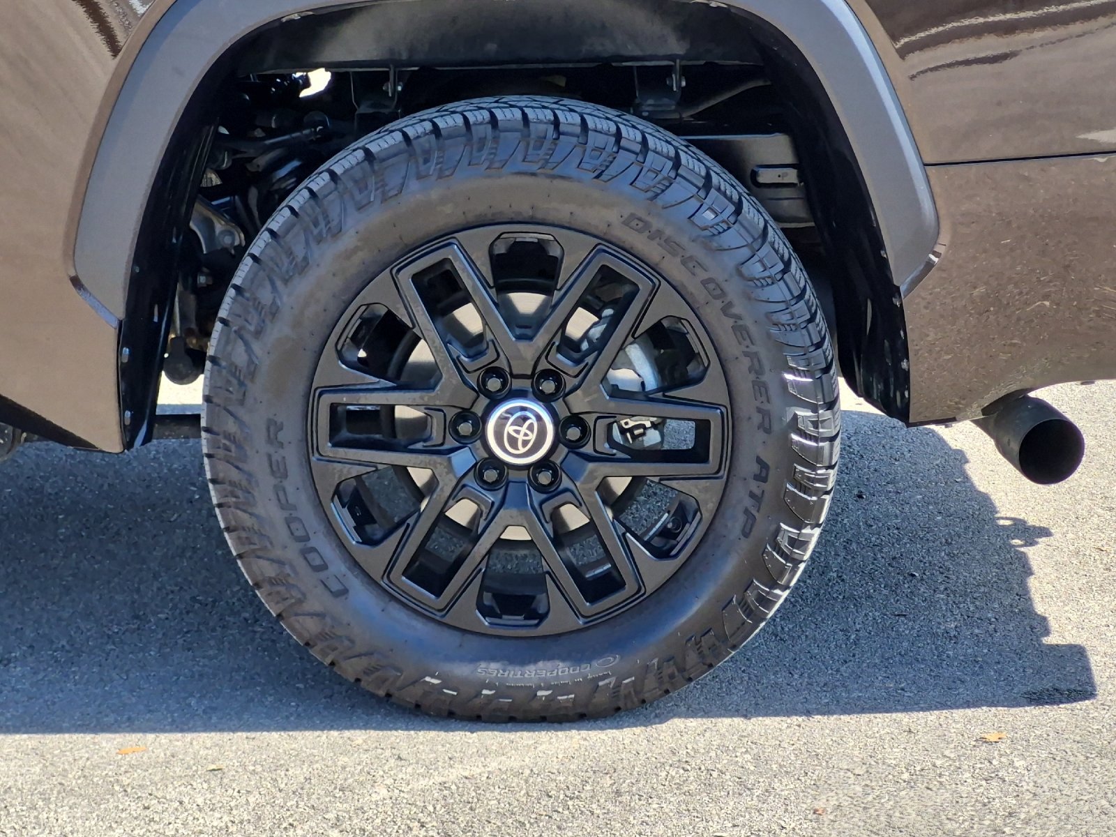 Used 2024 Toyota Tundra Limited RWD image 23
