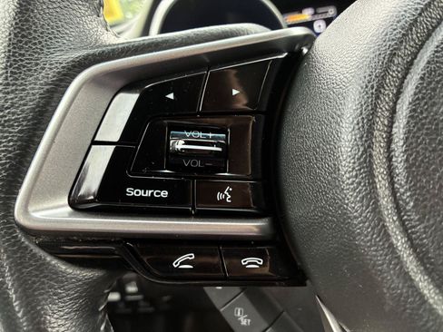 Used 2019 Subaru Outback 2.5i Limited AWD/4WD image 23