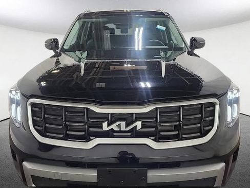 Used 2023 Kia Telluride S AWD/4WD image 2
