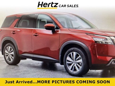 Used 2025 Nissan Pathfinder SV FWD image 1