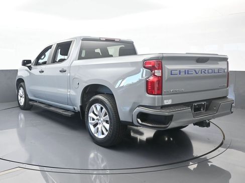Used 2024 Chevrolet Silverado 1500 Custom image 4