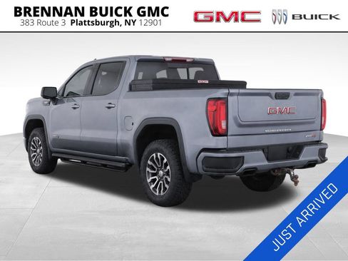 Used 2021 GMC Sierra 1500 AT4 w/ AT4 Premium Package AWD/4WD image 3