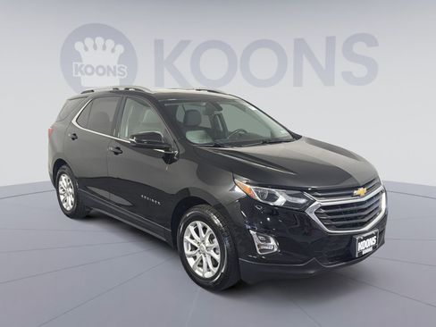 Used 2019 Chevrolet Equinox LT w/ Sun & Navigation Package image 10