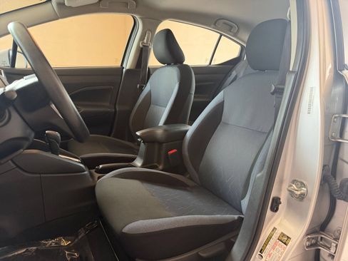 Used 2025 Nissan Versa SV FWD image 22