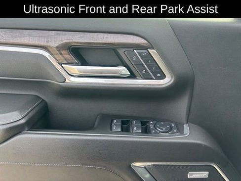 Used 2025 Chevrolet Silverado 2500 LTZ w/ LTZ Premium Package image 19