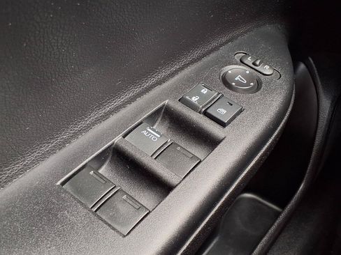 Used 2015 Honda Accord LX image 11