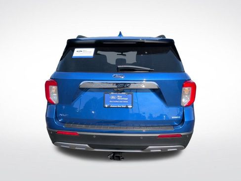 Certified 2020 Ford Explorer XLT w/ Equipment Group 202A AWD/4WD image 15