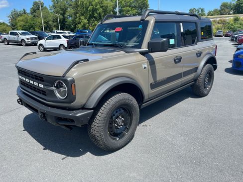 New 2026 Ford Bronco Big Bend w/ Black Diamond Package AWD/4WD image 24
