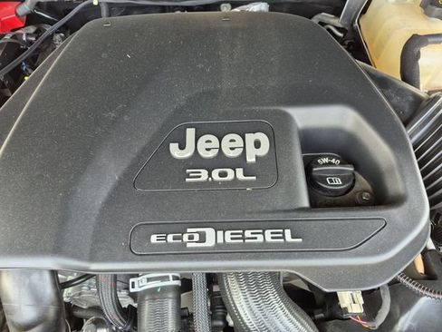 Used 2021 Jeep Wrangler Unlimited Rubicon AWD/4WD image 24