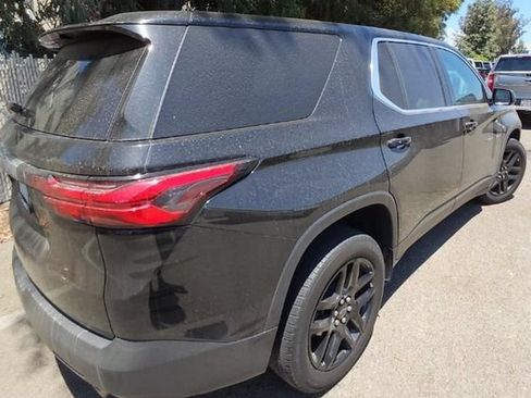 Used 2023 Chevrolet Traverse LS w/ LPO, Cargo Package FWD image 5
