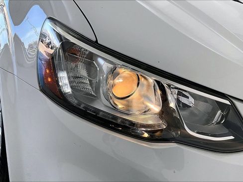 Used 2020 Chevrolet Sonic LT image 39