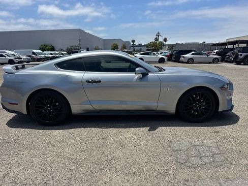 Used 2021 Ford Mustang GT Premium w/ GT Performance Package RWD image 4