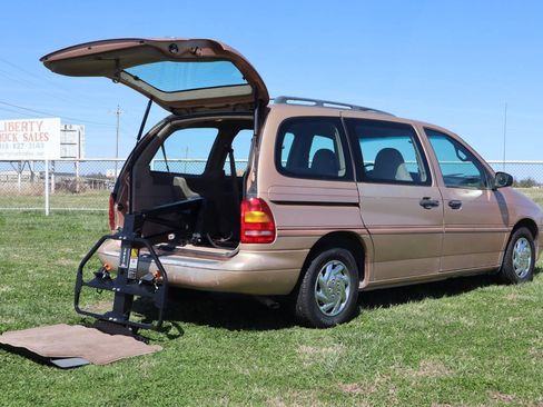 Used 1995 Ford Windstar LX FWD image 5
