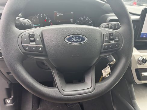 New 2024 Ford Explorer 4WD w/ Class IV Trailer Tow Package image 9