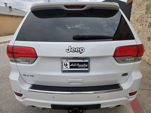 Used 2014 Jeep Grand Cherokee Overland image 16