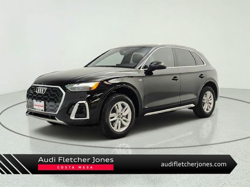 Used 2023 Audi Q5 2.0T Premium w/ Convenience Package AWD/4WD image 1