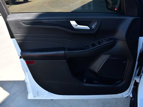 Used 2023 Ford Escape ST-Line w/ Equipment Group 301A FWD image 15