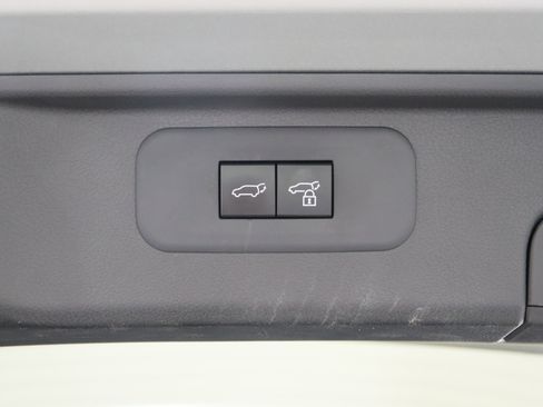 Used 2024 Toyota Grand Highlander AWD Hybrid image 35