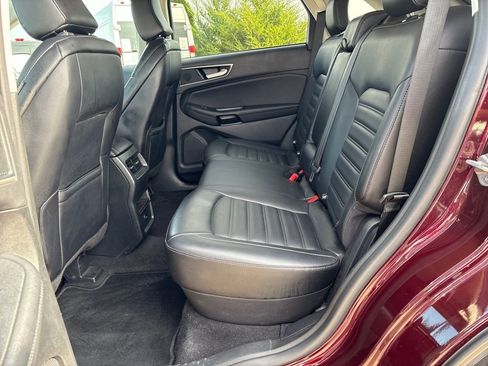 Used 2024 Ford Edge SEL image 29