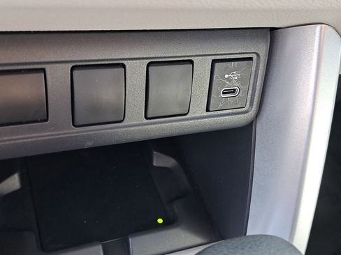 Certified 2024 Toyota Corolla Cross LE image 25